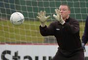 29 March 2004; Paddy Kenny during a Republic of Ireland Training Session at the Carlisle Grounds in Bray, Wicklow. Photo by David Maher/Sportsfile