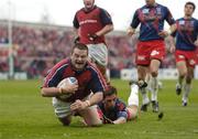 10 April 2004; Marcus Horan of Munster on his way to scoring his side's fourth try during the Heineken Cup Quarter-Final match between Munster and Stade Francais at Thomond Park in Limerick. Photo by Ray McManus/Sportsfile