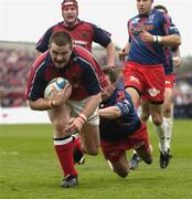 10 April 2004; Marcus Horan of Munster on his way to scoring his side's fourth try during the Heineken Cup Quarter-Final match between Munster and Stade Francais at Thomond Park in Limerick. Photo by Ray McManus/Sportsfile