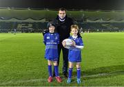 29 November 2014; Bank of Ireland Mascots Niall O'Kane, left, aged 10, and his brother Conor O' Kane, aged 7, with Leinster's Shane Jennings ahead of the Guinness PRO12, Round 9, match between Leinster v Ospreys, RDS, Ballsbridge, Dublin. Picture credit: Brendan Moran / SPORTSFILE