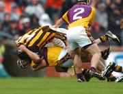 5 August 2007; Martin Comerford, Kilkenny, tussles with Darren Stamp, Wexford, during the first half. Guinness All-Ireland Hurling Championship Semi-Final, Kilkenny v Wexford, Croke Park, Dublin. Picture credit; David Maher / SPORTSFILE