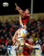 6 December 2014; Dave Foley, Munster, wins a lineout ahead of Damien Chouly, ASM Clermont Auvergne. European Rugby Champions Cup 2014/15, Pool 1, Round 3, Munster v ASM Clermont Auvergne, Thomond Park, Limerick. Picture credit: Brendan Moran / SPORTSFILE