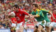 19 August 2007; Graham Canty, Cork, in action against Brian Farrell, left, and Graham Geraghty, Meath. Bank of Ireland All-Ireland Senior Football Championship Semi-Final, Meath v Cork, Croke Park, Dublin. Picture credit; Stephen McCarthy / SPORTSFILE *** Local Caption ***