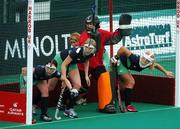 20 August 2007; The Ireland defenders await a penalty corner. 2007 EuroHockey Nations Championships, Womens, Pool A, Ireland v Netherlands, Belle Vue Hockey Centre, Kirkmanshulme Lane, Belle Vue, Manchester, England. Picture credit: Pat Murphy / SPORTSFILE