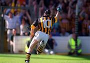 15 August 1999; DJ Carey of Kilkenny celebrates scoring a goal during the Guinness All-Ireland Senior Hurling Championship Semi-Final match between Clare and Kilkenny at Croke Park in Dublin. Photo by Brendan Moran/Sportsfile