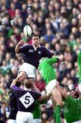 19 February 2000; Martin Leslie of Scotland wins possession in the line-out ahead of Simon Easterby of Ireland during the Lloyds TSB 6 Nations match between Ireland and Scotland at Lansdowne Road in Dublin. Photo by Brendan Moran/Sportsfile