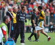 16 September 2007; Paul Galvin, right, Kerry, is substituted, as he walks past the Kerry manager Pat O'Shea. Bank of Ireland All-Ireland Senior Football Championship Final, Kerry v Cork, Croke Park, Dublin. Picture credit; David Maher / SPORTSFILE
