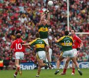 16 September 2007; Darragh O Se, Kerry, in action against Nicholas Murphy, Cork. Bank of Ireland All-Ireland Senior Football Championship Final, Kerry v Cork, Croke Park, Dublin. Picture credit; Brian Lawless / SPORTSFILE
