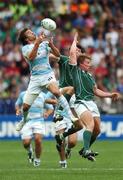 30 September 2007; Jerry Flannery and Shane Horgan, Ireland, in action against Juan Martin Hernandez, Argentina. 2007 Rugby World Cup, Pool D, Ireland v Argentina, Parc des Princes, Paris, France. Picture credit; Brian Lawless / SPORTSFILE