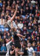 24 January 2015; Devin Toner, Leinster, takes possession in a lineout ahead of Bradley Davies, Wasps. European Rugby Champions Cup 2014/15, Pool 2, Round 6, Wasps v Leinster. Ricoh Arena, Coventry, England. Picture credit: Stephen McCarthy / SPORTSFILE