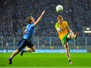 7 February 2015; Ryan McHugh, Donegal, in action against Michael Fitzsimons, Dublin. Allianz Football League, Division 1, Round 2, Dublin v Donegal. Croke Park, Dublin. Picture credit: Tomás Greally / SPORTSFILE
