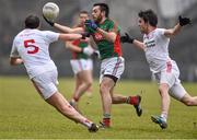 8 February 2015; Kevin McLoughlin, Mayo, in action against Ronan McNabb, left and Mattie Donnelly, Tyrone. Allianz Football League, Division 1, Round 2, Mayo v Tyrone, Elverys MacHale Park, Castlebar, Co. Mayo. Picture credit: David Maher / SPORTSFILE