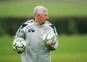 14 November 2007; Northern Ireland manager Nigel Worthington during the Northern Ireland Squad Training. Greenmount College Antrim Co. Antrim. Picture credit: Oliver McVeigh / SPORTSFILE