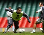16 November 2007; Republic of Ireland's Andy Reid in action against team-mate Liam Miller during squad training. Republic of Ireland Squad Training, Millennium Stadium, Cardiff, Wales. Picture credit; David Maher / SPORTSFILE