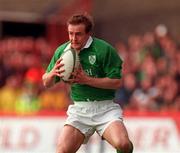 4 March 2000; Denis Hickie of Ireland during the Lloyds TSB 6 Nations match between Ireland and Italy at Lansdowne Road in Dublin. Photo by Damien Eagers/Sportsfile