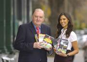 22 November 2007; George Hook and Samina Zia at the announcement of the shortlist for the 2007 William Hill Irish Sports Book of the Year Award. Searsons, Baggott Street Upper, Dublin. Picture credit: Matt Browne / SPORTSFILE  *** Local Caption ***