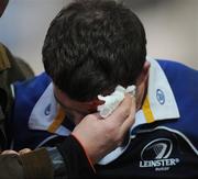 26 December 2007; Leinster's Gordon D'Arcy leaves the field with a blood injury. Magners League, Leinster v Ulster, RDS, Ballsbridge, Dublin. Picture credit: Pat Murphy / SPORTSFILE