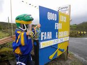 28 October 2007; Good luck posters on the road side near Scarriff Co.Clare. VHI Healthcare Connacht Senior Club Football Championship Final, Corofin, Galway, v Carnacon, Mayo, GAA grounds, Corofin, Galway. Picture credit: Ray McManus / SPORTSFILE