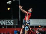 28 February 2015; Billy Holland, Munster, takes the ball in the lineout against Josh Strauss, Glasgow Warriors. Guinness PRO12, Round 16, Munster v Glasgow Warriors. Irish Independent Park, Cork. Picture credit: Matt Browne / SPORTSFILE