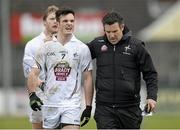 1 March 2015; Kildare manager Jason Ryan in conversation with Eoin Doyle at half-time. Allianz Football League Division 2 Round 3, Kildare v Westmeath. St Conleth's Park, Newbridge, Co. Kildare. Picture credit: Piaras Ó Mídheach / SPORTSFILE