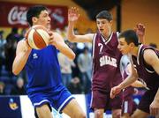 30 January 2008; Seoirse Kenny, Heywood Community School, in action against Joe Hall, 7, and Derry Coyle, De La Salle Churchtown. U19C Boys, All-Ireland Schools Basketball Cup Final, Heywood Community School, Laois v De La Salle Churchtown, Dublin, National Basketball Arena, Tallaght, Dublin. Picture credit: Pat Murphy / SPORTSFILE