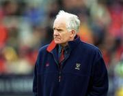 15 April 2000; Munster manager Brian O'Brien during the Heineken Cup Quarter-Final match between Munster and Stade Francais at Thomond Park in Limerick. Photo by Brendan Moran/Sportsfile
