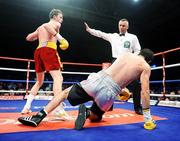 2 Fabruary 2008: The referee stops the fight between Andy Lee and Alejandro Falliga during the fifth round. Ladbrokes.com Fight Night, Andy Lee.v.Alejandro Falliga, University Sports Arena, Limerick. Picture credit: David Maher / SPORTSFILE