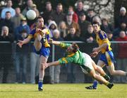 17 February 2008; Johnny Dunning, Roscommon, in action against Darren Fay, Meath. Allianz National Football League, Division 2, Round 2, Roscommon v Meath, St. Brigid's, Kiltoom, Co. Roscommon. Picture credit; Brian Lawless / SPORTSFILE