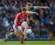 8 March 2015; Stephen O'Donoghue, Cork, in action against Tommy Walsh, Kerry. Allianz Football League, Division 1, Round 4, Cork v Kerry, Páirc Uí Rinn, Cork. Picture credit: Brendan Moran / SPORTSFILE