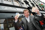 25 February 2008; At the reopening of the newly refurbished William Hill Bookmakers branch on Dame Street, Dublin, is horse racing personality Derek Thompson. William Hill Bookmakers, Dame Street, Dublin. Picture credit: Pat Murphy / SPORTSFILE
