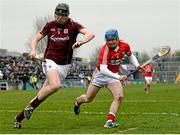 15 March 2015; Joseph Cooney, Galway, in action against William Kearney, Cork. Allianz Hurling League Division 1A Round 4, Galway v Cork. Pearse Stadium, Galway. Picture credit: Piaras Ó Mídheach / SPORTSFILE