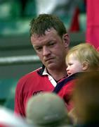 27 May 2000; Munster captain Mick Galwey with his daughter Neassa following the Heineken Cup Final between Munster and Northampton Saints at Twickenham Stadium in London, England. Photo by Brendan Moran/Sportsfile