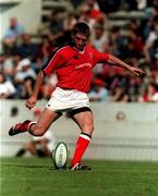 6 May 2000; Ronan O'Gara of Munster during the Heineken Cup Semi-Final match between Toulouse and Munster at Stade du Parc Lescure in Bordeaux, France. Photo by Brendan Moran/Sportsfile