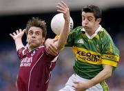 2 May 2004; Aidan O'Mahony of Kerry in action against Matthew Clancy of Galway during the Allianz National Football League Division 1 Final between Kerry and Galway at Croke Park in Dublin. Photo by Damien Eagers/Sportsfile