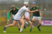 4 April 2015; Paul Divilly, Kildare, in action against Michael Dunne, left, and Stephen Morris, Meath. Allianz Hurling League Division 2B Final, Kildare v Meath. Cusack Park, Mullingar, Co. Westmeath. Picture credit: Piaras Ó Mídheach / SPORTSFILE