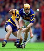 11 June 2000; Paul Ormonde of Tipperary during the Guinness Munster Senior Hurling Championship Semi-Final match between Tipperary and Clare at Páirc Ui Chaoimh in Cork. Photo by Ray McManus/Sportsfile