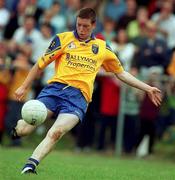 4 June 2000; Gerry Lohan of Roscommon during the Bank of Ireland Connacht Senior Football Championship Quarter-Final match between London and Roscommon at Emerald GAA Grounds in Ruislip, England. Photo by Aoife Rice/Sportsfile