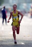 25 October 1999; Jamie Lewis in action during the 1999 98FM Dublin City Marathon in Dublin. Photo by Brendan Moran/Sportsfile
