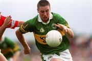 18 June 2000; Darragh O Sé of Kerry during the Bank of Ireland Munster Senior Football Championship Semi-Final match between Kerry and Cork at Fitzgerald Stadium in Killarney, Kerry. Photo by Brendan Moran/Sportsfile