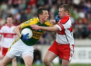 27 April 2008; Kieran Donaghy, Kerry, in action against Niall McCusker, Derry. Allianz National Football League, Division 1 Final, Kerry v Derry, Parnell Park, Dublin. Picture credit: Oliver McVeigh / SPORTSFILE
