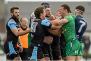 25 April 2015; Robbie Henshaw, Connacht,  in dispute with Peter Horne, Glasgow, Warriors during a second half exchange. Guinness PRO12, Round 20, Connacht v Glasgow Warriors. Sportsground, Galway. Picture credit: Oliver McVeigh / SPORTSFILE