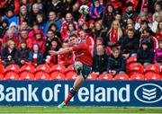 25 April 2015; Ian Keatley, Munster, kicks a conversion. Guinness PRO12, Round 20, Munster v Benetton Treviso. Irish Independent Park, Cork. Picture credit: Ramsey Cardy / SPORTSFILE