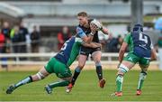 25 April 2015; Finn Russell, Glasgow Warriors, is tackled by Aly Muldowney and Ultan Dillane, Connacht. Guinness PRO12, Round 20, Connacht v Glasgow Warriors. Sportsground, Galway. Picture credit: Oliver McVeigh / SPORTSFILE