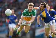25 April 2015; Johnny Moloney, Offaly, in action against Barry Gilleran, Longford. Allianz Football League, Division 4, Final, Longford v Offaly. Croke Park, Dublin. Photo by Sportsfile