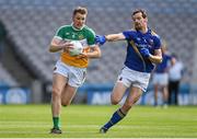 25 April 2015; Johnny Moloney, Offaly, in action against Barry Gilleran, Longford. Allianz Football League, Division 4, Final, Longford v Offaly. Croke Park, Dublin. Photo by Sportsfile