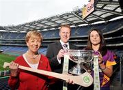 27 May 2008; Liz Howard, President of Cumann Camogaíochta na nGael, Gary Desmond, CEO of Gala, with Wexford captain Mary Leacy and the O'Duffy cup at the launch of the Gala All Ireland Senior Camogie Championship. Croke Park, Dublin. Picture credit: Stephen McCarthy / SPORTSFILE