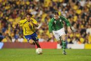 29 May 2008; Aiden McGeady, Republic of Ireland, in action against Gerardo Vallejo, Colombia. International Friendly, Republic of Ireland v Colombia, Craven Cottage, London, England. Picture credit: David Maher / SPORTSFILE *** Local Caption ***