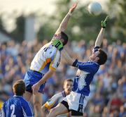 31 May 2008; Seanie Furlong, Wicklow, in action against Mark Timmons, Laois. GAA Football Leinster Senior Championship Quarter-Final, Wicklow v Laois, Dr Cullen Park, Carlow. Picture credit: Matt Browne / SPORTSFILE