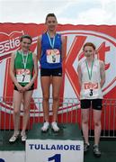 31 May 2008; Amy O'Donoghue, Villiers Limerick, who won the Junior Girls 800m with 2nd place Kate Kirk, left, Sullivan High School, Holywood, Co. Down, and Iseult O'Donnell, right, Santa Sabina, Dublin, who finished third. Kit Kat Irish Schools Track & Field Final, Tullamore Harriers Stadium, Tullamore, Co. Offaly. Photo by Sportsfile