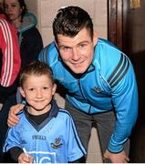 8 May 2015; Dublin footballer Kevin McManamon with Aran Balfe-Foran, age 6, from Garristown, at a Dublin GAA open night. St. Brigid's GAA Club, Russell Park, Dublin. Picture credit: Piaras Ó Mídheach / SPORTSFILE